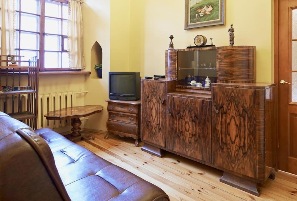 Cozy Apartment In Gothic Style House In The Heart Of The Old Town Вильнюс Экстерьер фото